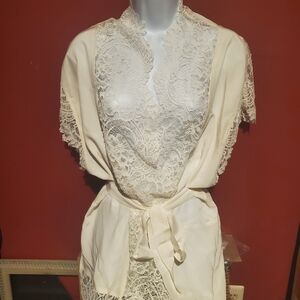 Chic Pure Silk Cream Lace Blouse